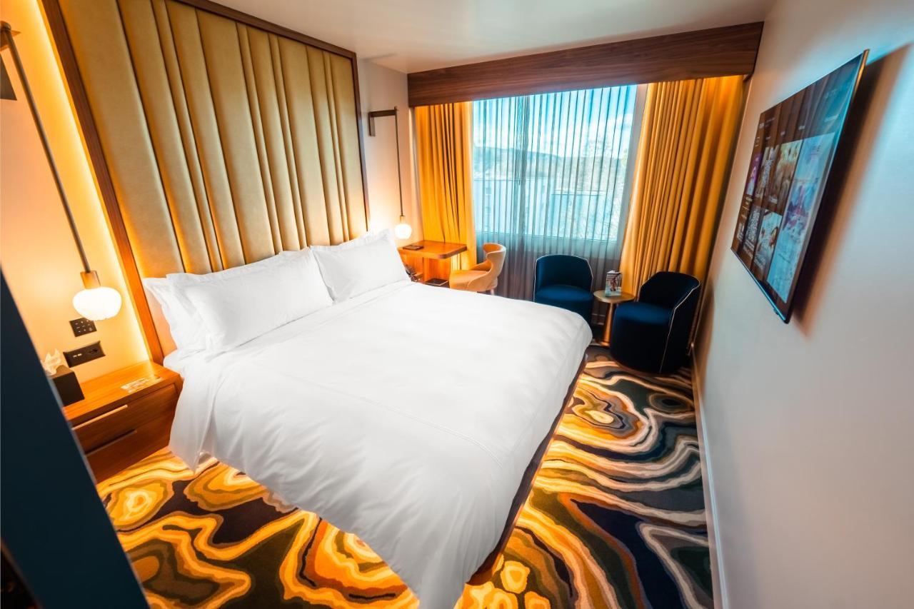 Superior East Wing Rooms By Five Zurich Ngoại thất bức ảnh